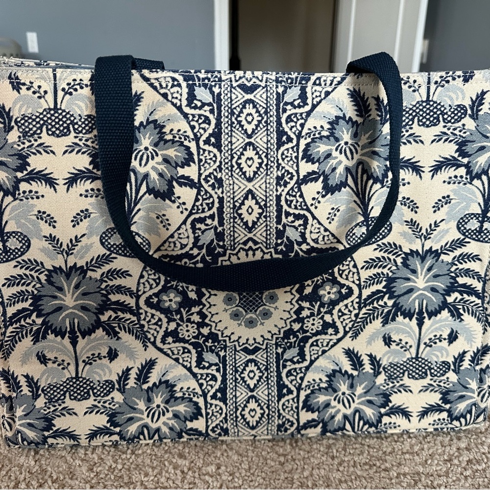 Spartina 449 navy and cream tote bag